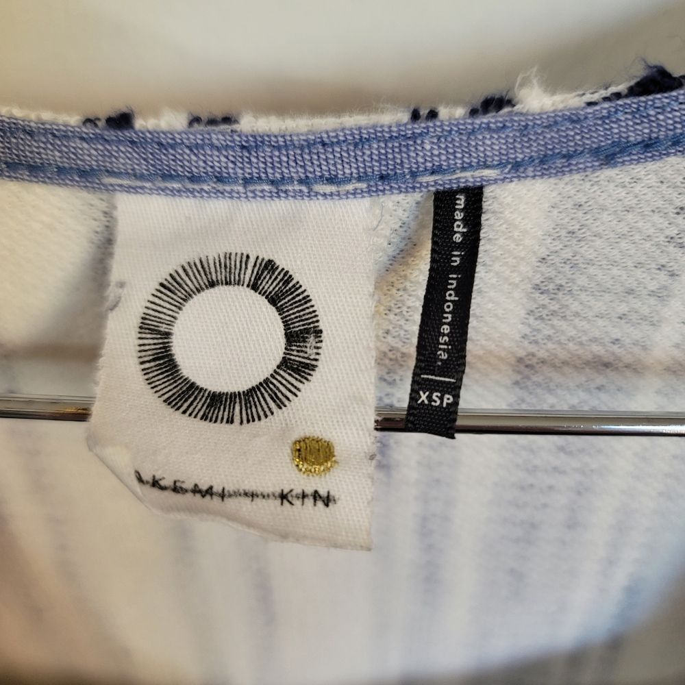 Anthropologie Akemi + Kin Jovanie Textured Coastal Flutter Sleeve Dress Size XSP - Picture 4 of 6